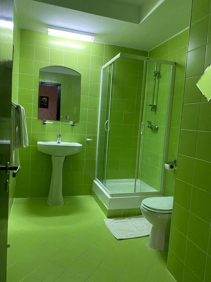 Hotel Miraj - Restaurant & Sauna & Biliard Poiana Brasov Extérieur photo